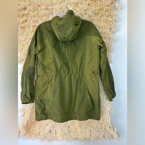 Lululemon•Ripstop Relaxed-Fit Jacket•Hooded Water Proof Cinch Waist•Green•NWOT•6 - Picture 9 of 16